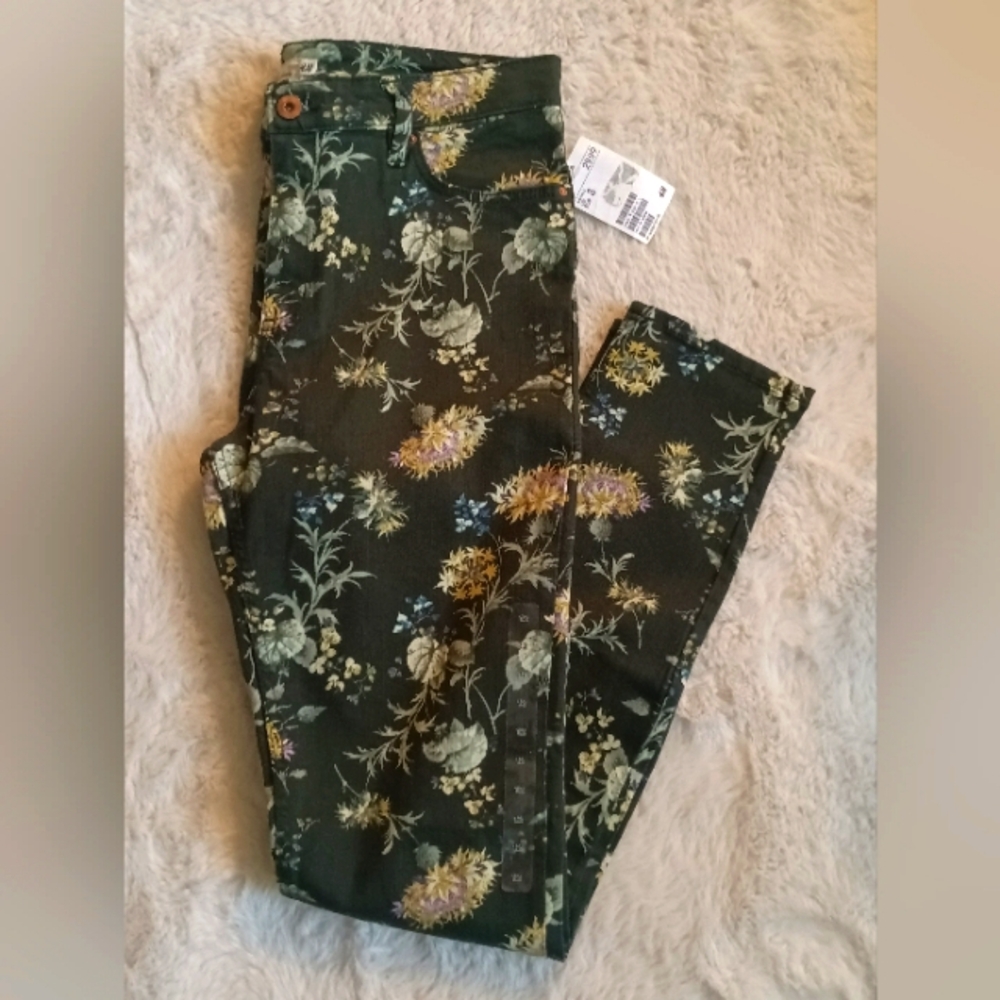 H&M L.O.G.G floral jeans - Picture 3 of 5